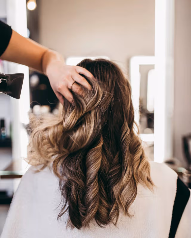 Balayage: The Art of Hand-Painted Colour